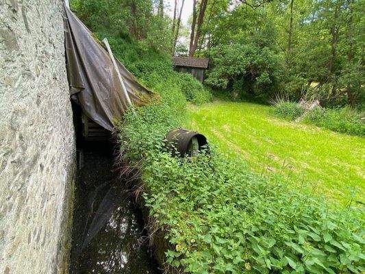 57 Abgedecktes Mühlrad Schneidemühle.jpg