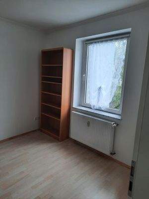 Wohn/Schlafraum  --  Eingang