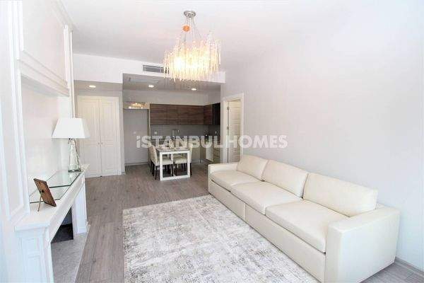 Flats in a Complex with Rich Social Amenities in Kadikoy
