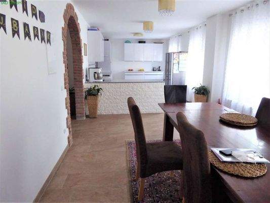 Eßzimmer mit offener Küche EG