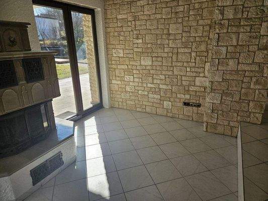 014e8275-21c1-44c6-b28a-335ac85d3132.jfif