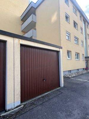 Aussen Garage 1 h.jpg