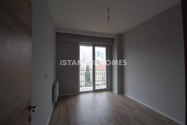 1-Bedroom Flat Ready to Move In at Esenyurt Gümüş Park