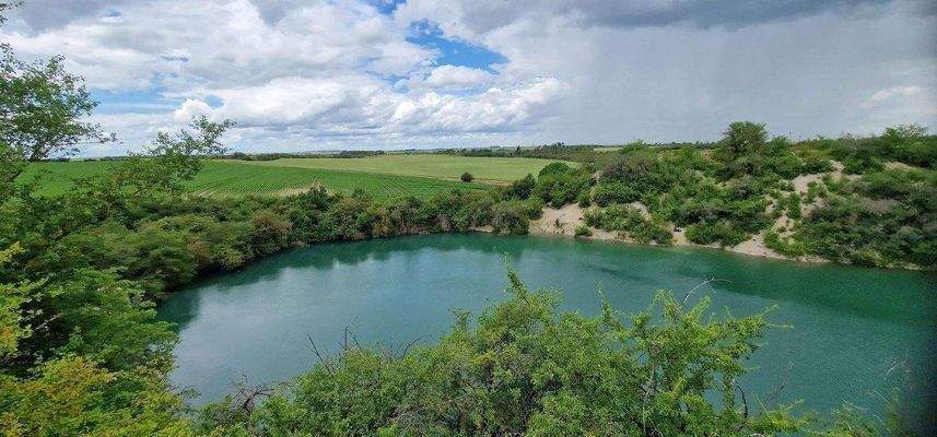 Steinbruch Das blaue Auge von Lieskau.jpg