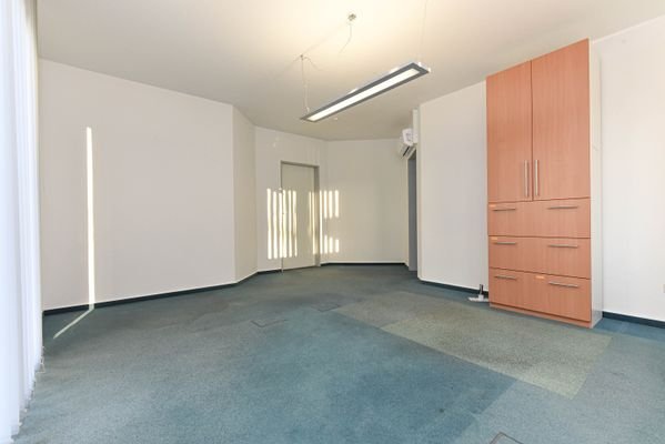 Büro 1