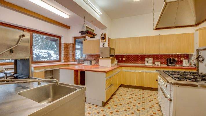 stillgelegte Gastro Küche