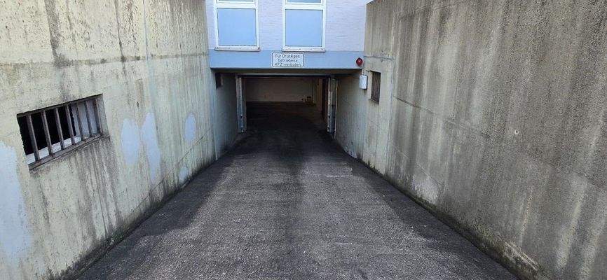 Einfahrt Tiefgarage