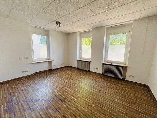 Büro im EG