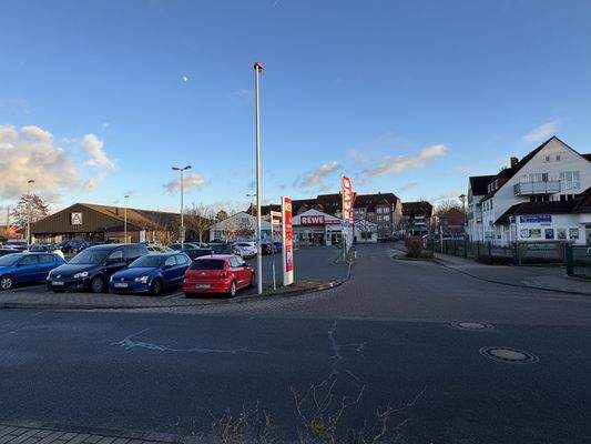 Einkaufsmöglichkeiten fußläufig entfernt