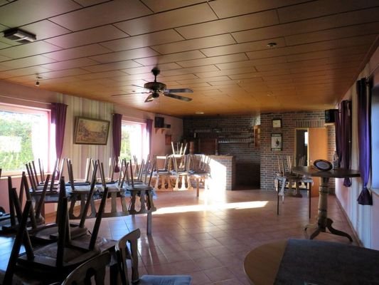 Partyraum im Nebengebäude