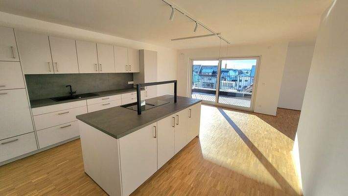 Küche mit Kochinsel