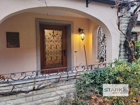 Eingang im Innenhof.jpg