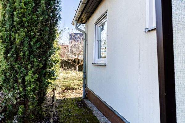 Handwerker-Projekt zur Renovierung (OKAL-Fertighaus mit PV-Anlage)