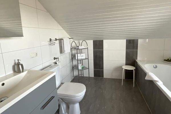 Badezimmer Dachgeschoss