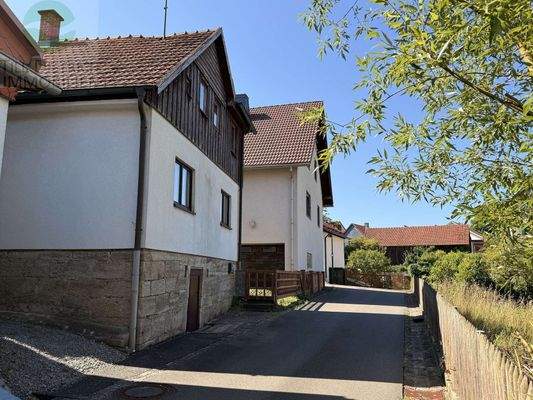 Beide Häuser Giebelseite