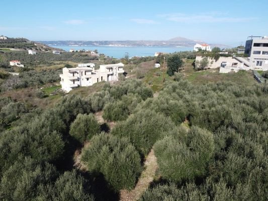 Grundstück zum Verkauf, nur 5 Minuten zu Fuß zum Kera Beach ​