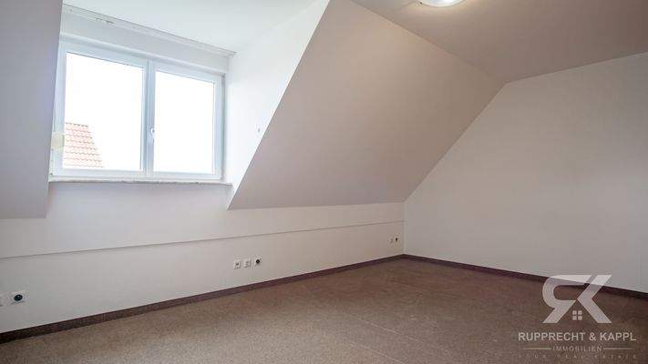 Elternschlafzimmer DG