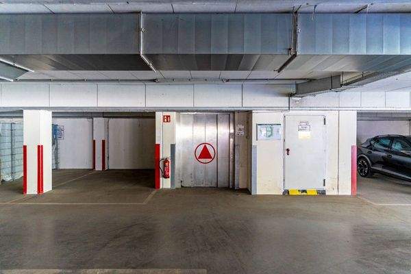 Lastenaufzug Untergeschoss