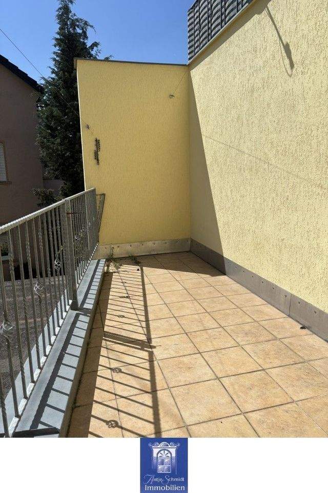 Individuelle Wohlfühlwohnung mit Balkon und Tageslichtbad mit Wanne! - Foto 3