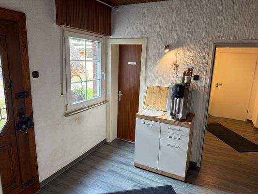 Flur (Seiteneingang)