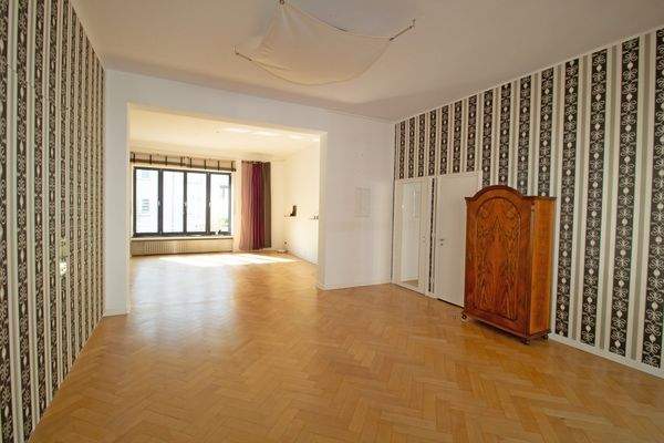 1.OG Schlafbereich und Ankleide.jpg