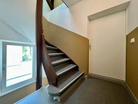 Seitenhaus - Treppenhaus