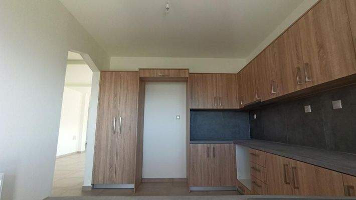 Kreta, Vlites: Apartment im ersten Stock mit Meer- und Bergblick zu verkaufen