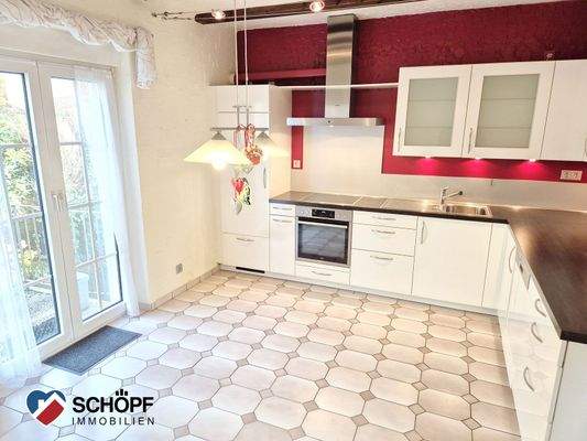 04 EG Kueche mit Ausgang.jpg