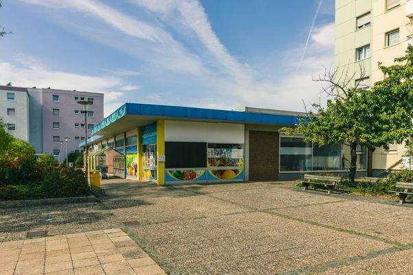 Neustadt an der Weinstra+e-Bayernplatz-