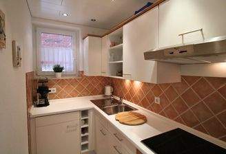 Küche mit Einbauküche