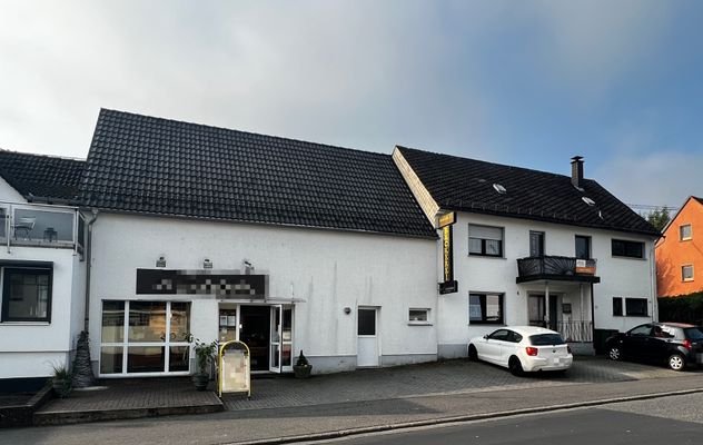 Straßenansicht