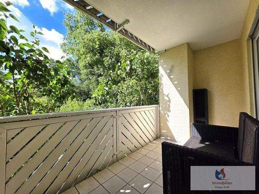 Loggia mit Blick in das Naturschutzgebiet