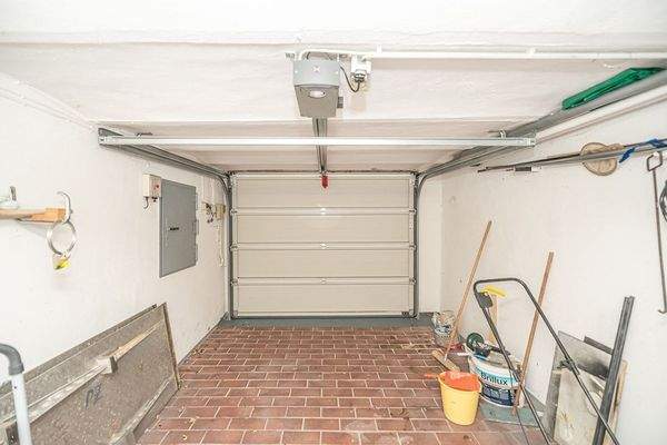 Garage (Souterrain)