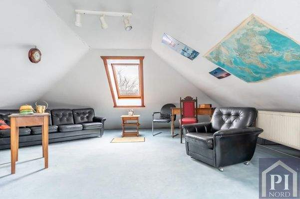 Wohnlicher Dachboden