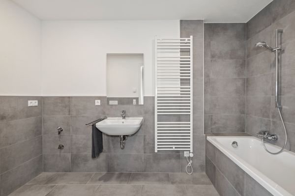 Modernes Badezimmer