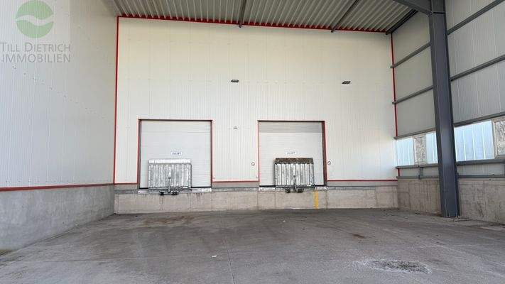 Außenanfahrt über 2 Tore