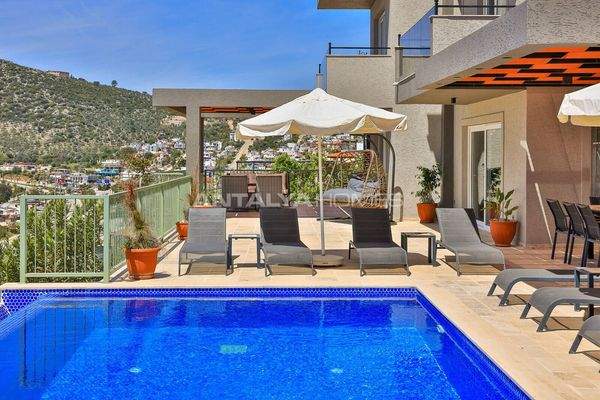 4-Bedroom Luxury Villa with Infinity Pool in Kalkan Antalya