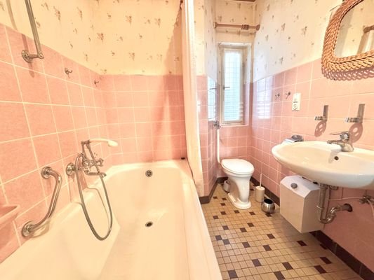 Badezimmer - 1. Obergeschoss