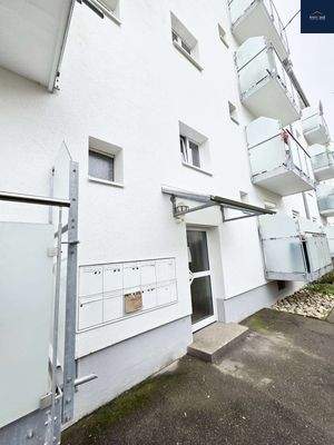 06c1f715-4d6c-4dc7-8926-b92574e532df