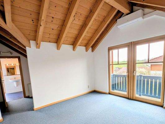 Schlafzimmer mit Balkon