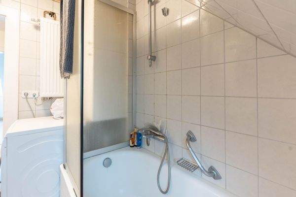 Badezimmer Haus B DG