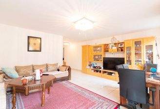 Wohnzimmer mit viel Platz