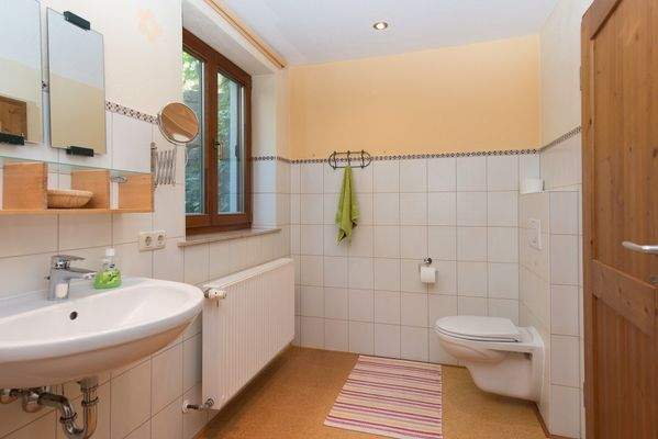 Badezimmer Kellergeschoss