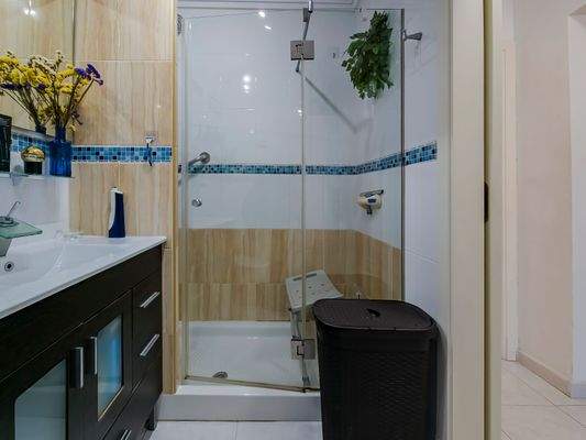 Cuarto de Baño 2.jpg