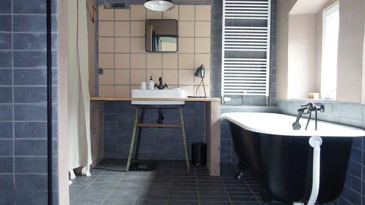 Dusch-/Wannenbad im EG