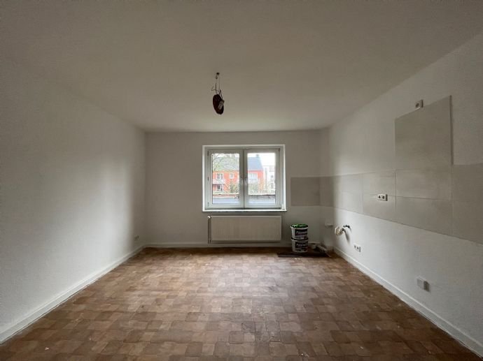 Frisch gestrichene 2,5 Zimmerwohnung mit großer Küche in Herne-Röhlinghausen