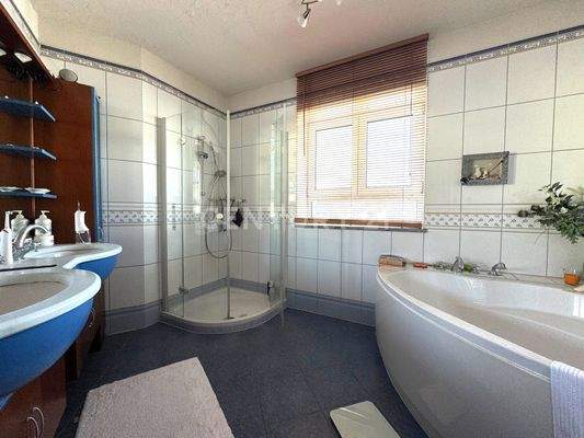 Obergeschoss Bad en-suite