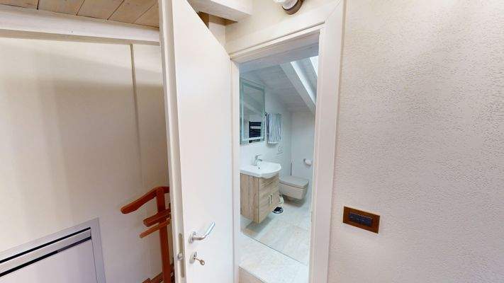 NA-072-17-Villa-di-lusso-vista-lago-a-Padenghe-del