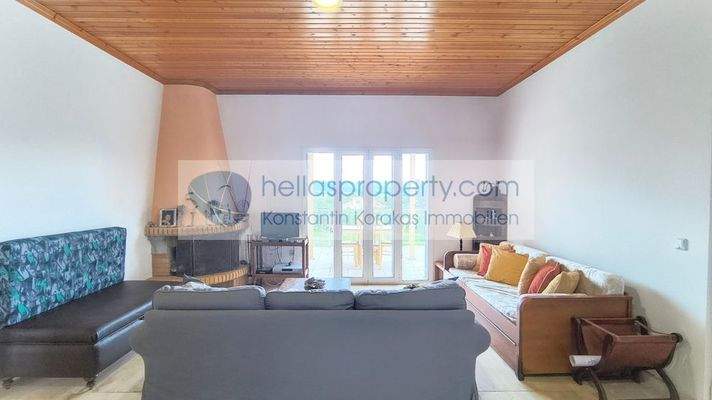 cfaf1b8d328c4cb1a8db2a83c602ef0b-original