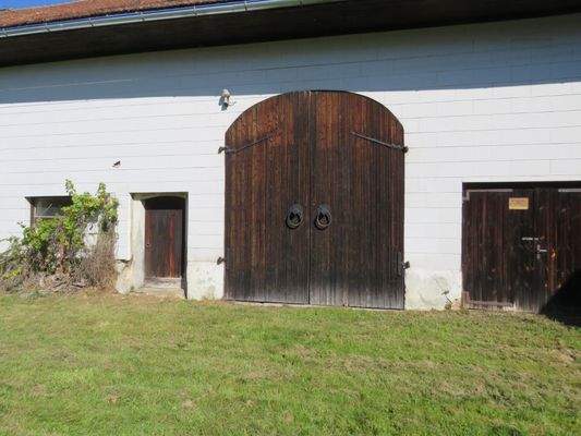 Toreinfahrt Wirtschaftsgebäude 